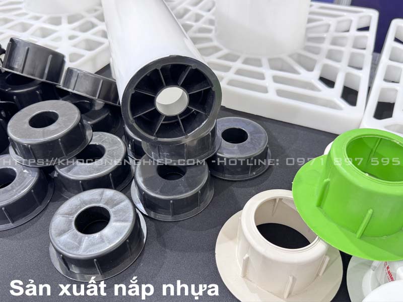 Sản xuất nắp nhựa bịt đầu ống cho sản xuất công nghiệp