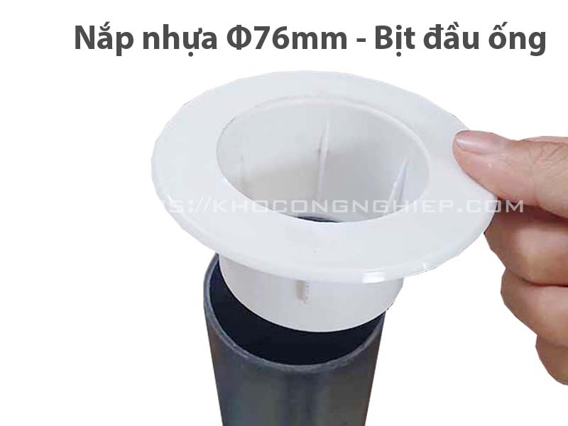Nút bịt đầu ống Φ76mm (3 inch) chính hãng - Hình ảnh sản phẩm 3 chất lượng cao tại KHO CÔNG NGHIỆP. Nút bịt đầu ống PP D76 (3 inch) màu trắng, bảo vệ lõi cuộn màng PE, nilon, tơ, sợi — tránh bụi, rỉ sét, va chạm. Chất liệu nhựa PP, nhiệt độ làm việc 5–80 °C, sản xuất tại Việt Nam.