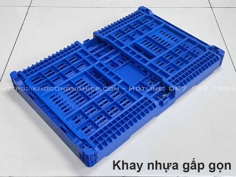 Khay nhựa gấp gọn 60cm x 40cm x 30cm chính hãng - Hình ảnh sản phẩm 2 chất lượng cao tại KHO CÔNG NGHIỆP. Khay nhựa gấp gọn 60x40x30cm – giải pháp tối ưu cho kho bãi, vận chuyển và trưng bày. Sản xuất từ nhựa PP bền chắc, dễ vệ sinh, dễ gập gọn tiết kiệm 70% không gian. Phù hợp siêu thị, chợ đầu mối, nhà máy và hộ kinh doanh trái cây