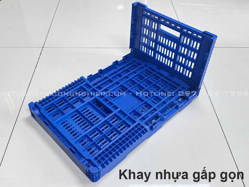 Khay nhựa gấp gọn 60cm x 40cm x 30cm chính hãng - Hình ảnh sản phẩm 3 chất lượng cao tại KHO CÔNG NGHIỆP. Khay nhựa gấp gọn 60x40x30cm – giải pháp tối ưu cho kho bãi, vận chuyển và trưng bày. Sản xuất từ nhựa PP bền chắc, dễ vệ sinh, dễ gập gọn tiết kiệm 70% không gian. Phù hợp siêu thị, chợ đầu mối, nhà máy và hộ kinh doanh trái cây