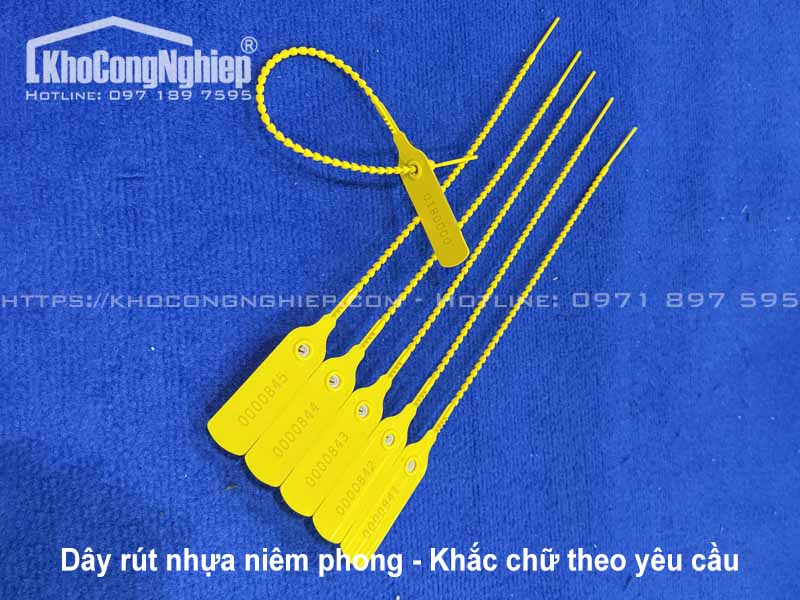 Seal nhựa niêm phong (Seal đốt trúc)  chính hãng - Hình ảnh sản phẩm 1 chất lượng cao tại KHO CÔNG NGHIỆP. Seal nhựa niêm phong (hay Seal đốt trúc) là dây rút một chiều bằng nhựa bền, có số seri chống giả mạo, dùng để niêm phong hàng hóa, container, xe tải, thiết bị đo điện nước… giúp đảm bảo an toàn, ngăn mở trái phép và dễ dàng kiểm soát trong quá trình vận chuyển hoặc lưu kho.